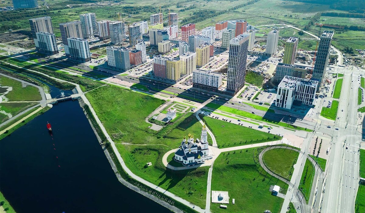 Медиафасад на въезде в Аэропорт Кольцово